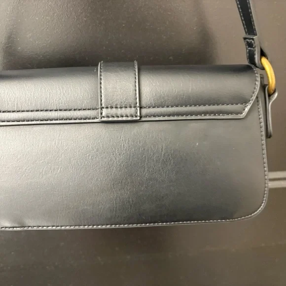 BUCKLE SHOULDER BAG - Picture 6 of 16